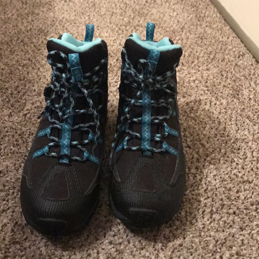 Columbia boots